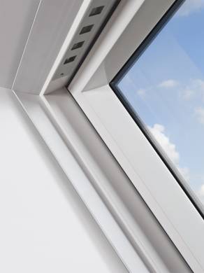 Мансардное окно Fakro PTP-V U4 — фото-751_3