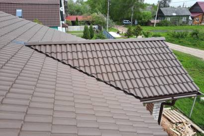 Монтаж цементно-песчаной черепицы BRAAS Франкфурт — фото-1457_6